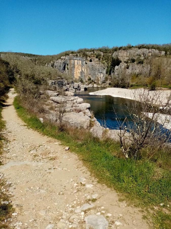 Les Locs Du Grazel Villa Ruoms Exteriör bild