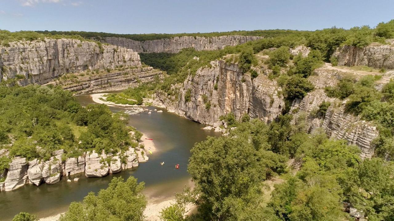 Les Locs Du Grazel Villa Ruoms Exteriör bild